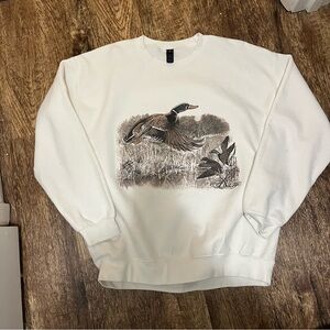 Vintage looking duck sweatshirt